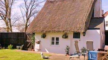Cottage | Interior