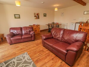Cottage | Living room - Hayloft Cottage (Kirkby Stephen)
