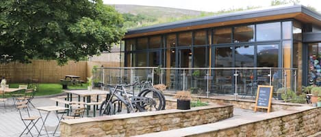 Cottage | Tempat makan outdoor