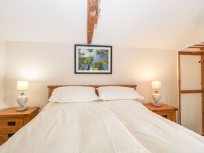 Cottage | 3 bedrooms, individually decorated, individually furnished, free WiFi - Stables Cottage (Melksham)