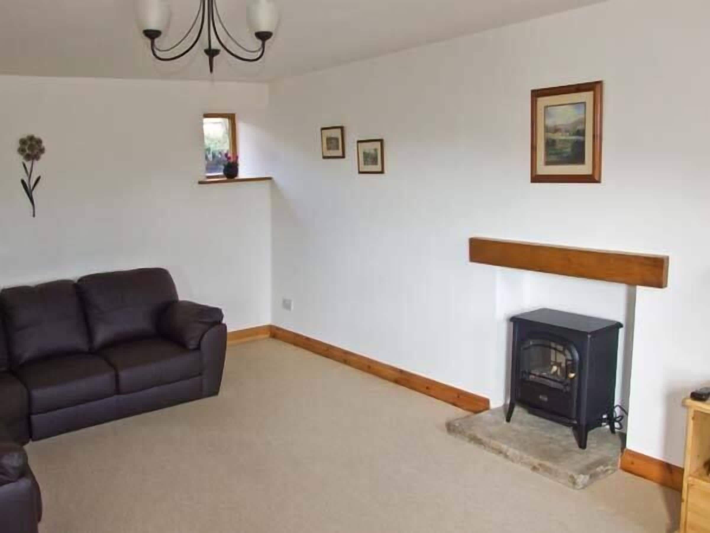 Cottage | Living room | TV