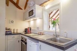 Cottage | Interior - Garden Cottage (Diss)