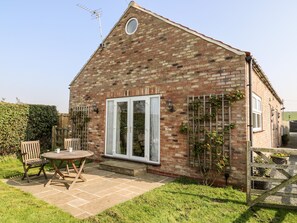 Property grounds - The Studio (York)