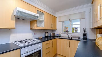 Cottage | Interior