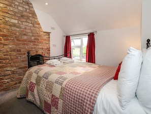 2 bedrooms, individually decorated, individually furnished, free WiFi - The Cottage (Driffield)
