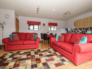 Living area - Stables Cottage (Llanrwst)