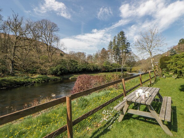 Cottage | Interior - Riverside Cottage (Llandrindod Wells)
