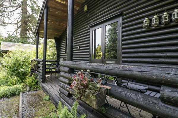 Cottage | Exterior detail