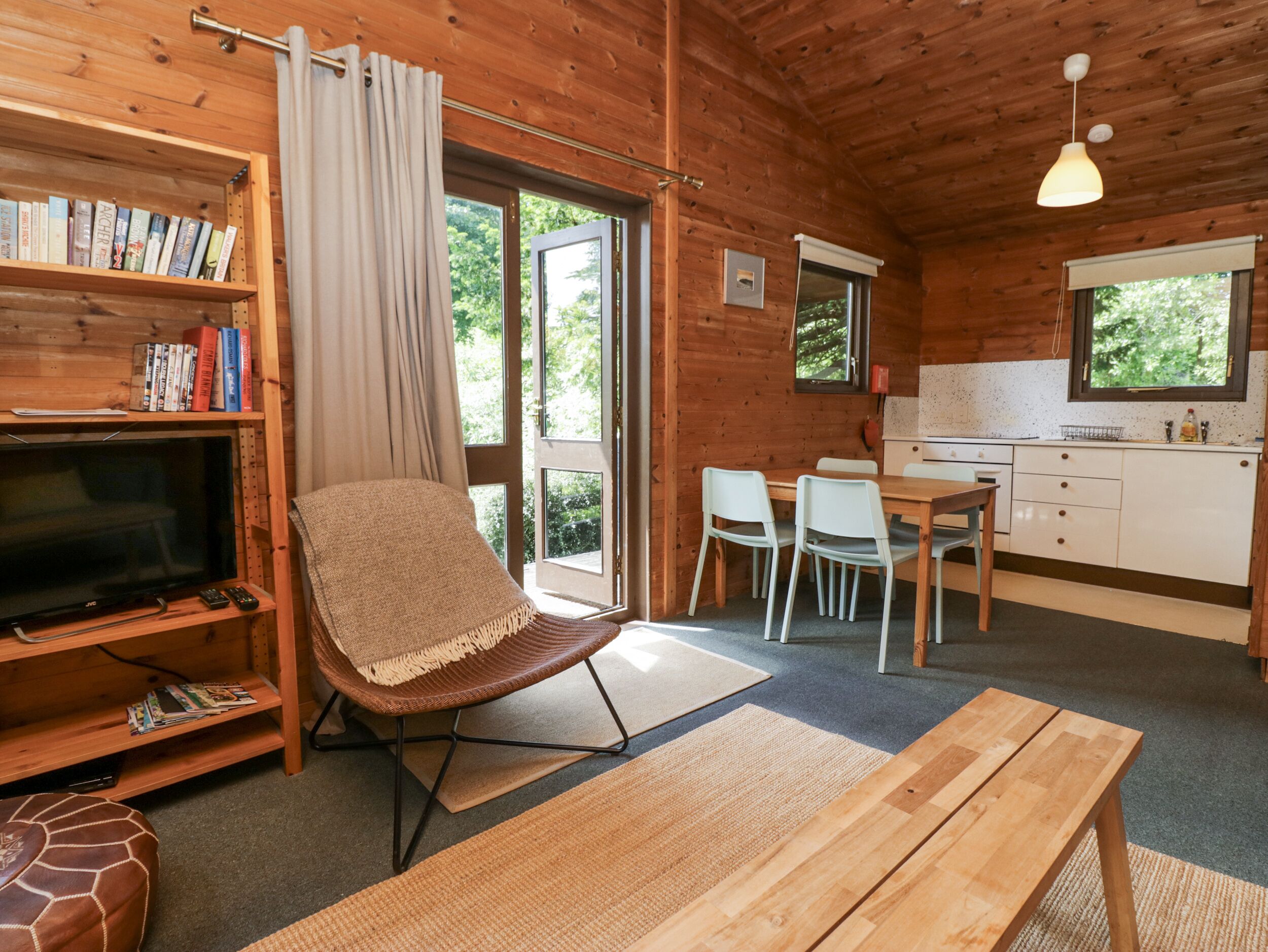 Cottage | Living area