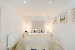 Cottage | 1 bedroom, individually decorated, individually furnished, free WiFi - Cow Byre Cottage (Scarborough)