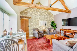 Living room - Cow Byre Cottage (Scarborough)