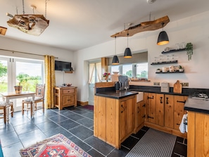 Cottage | Interior - The Lodge (Chester)