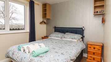 3 bedrooms, individually decorated, individually furnished, free WiFi