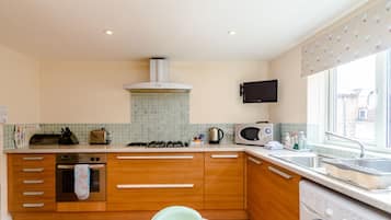 Cottage | Interior