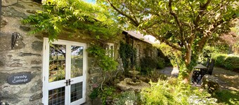 Hendy Cottage
