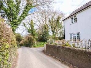 Cottage | Property grounds