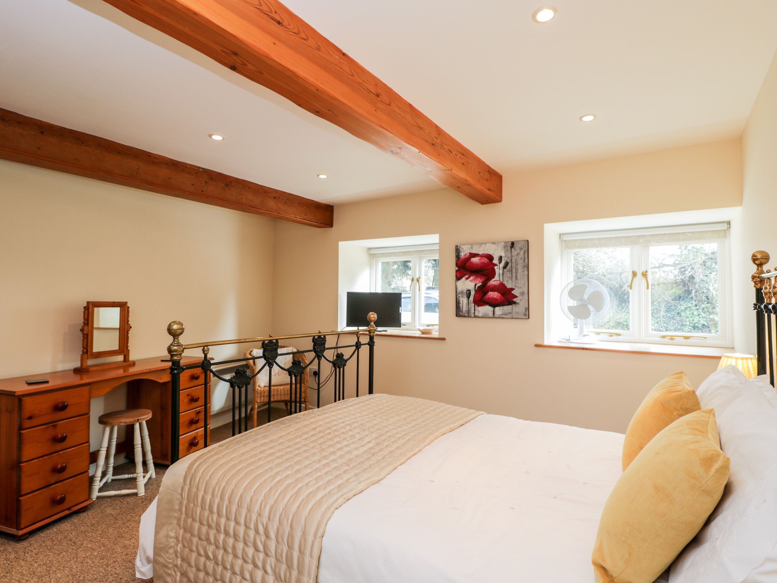 Cottage | 1 bedroom, individually decorated, individually furnished, free WiFi