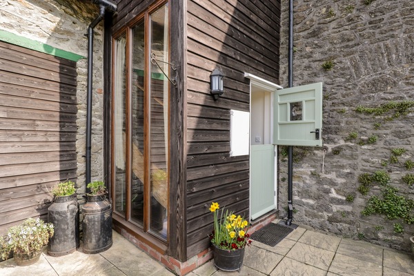 Cottage | Balcony