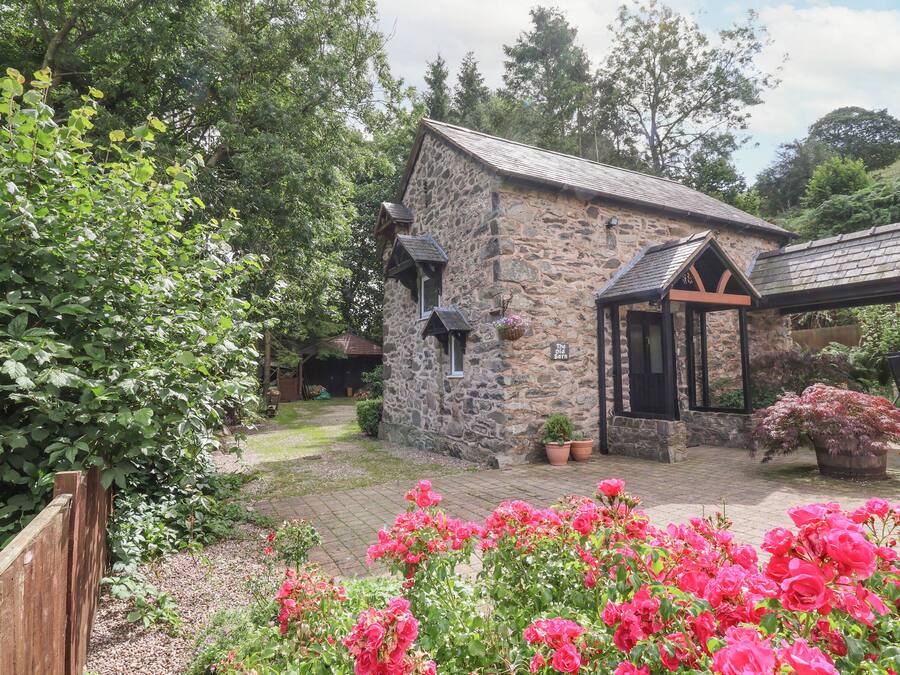 Cottage | Exterior