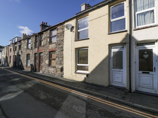 Exterior - Snowdon View (Caernarfon)
