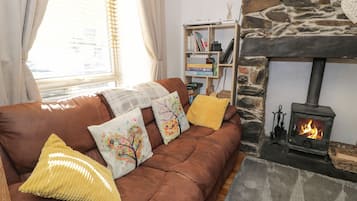 Cottage | Living room | TV, DVD player