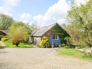 Property grounds - Hawthorn Cottage (Llandysul)