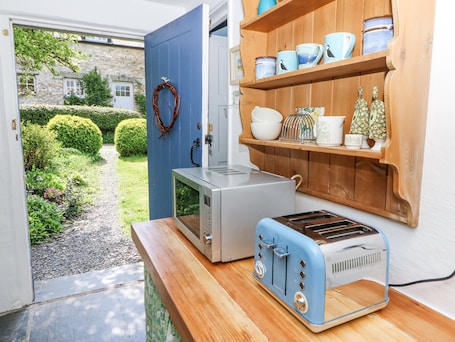Interior. Hawthorn Cottage