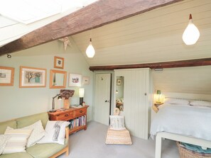Cottage | 1 bedroom, individually decorated, individually furnished - The Hayloft (Scarborough)