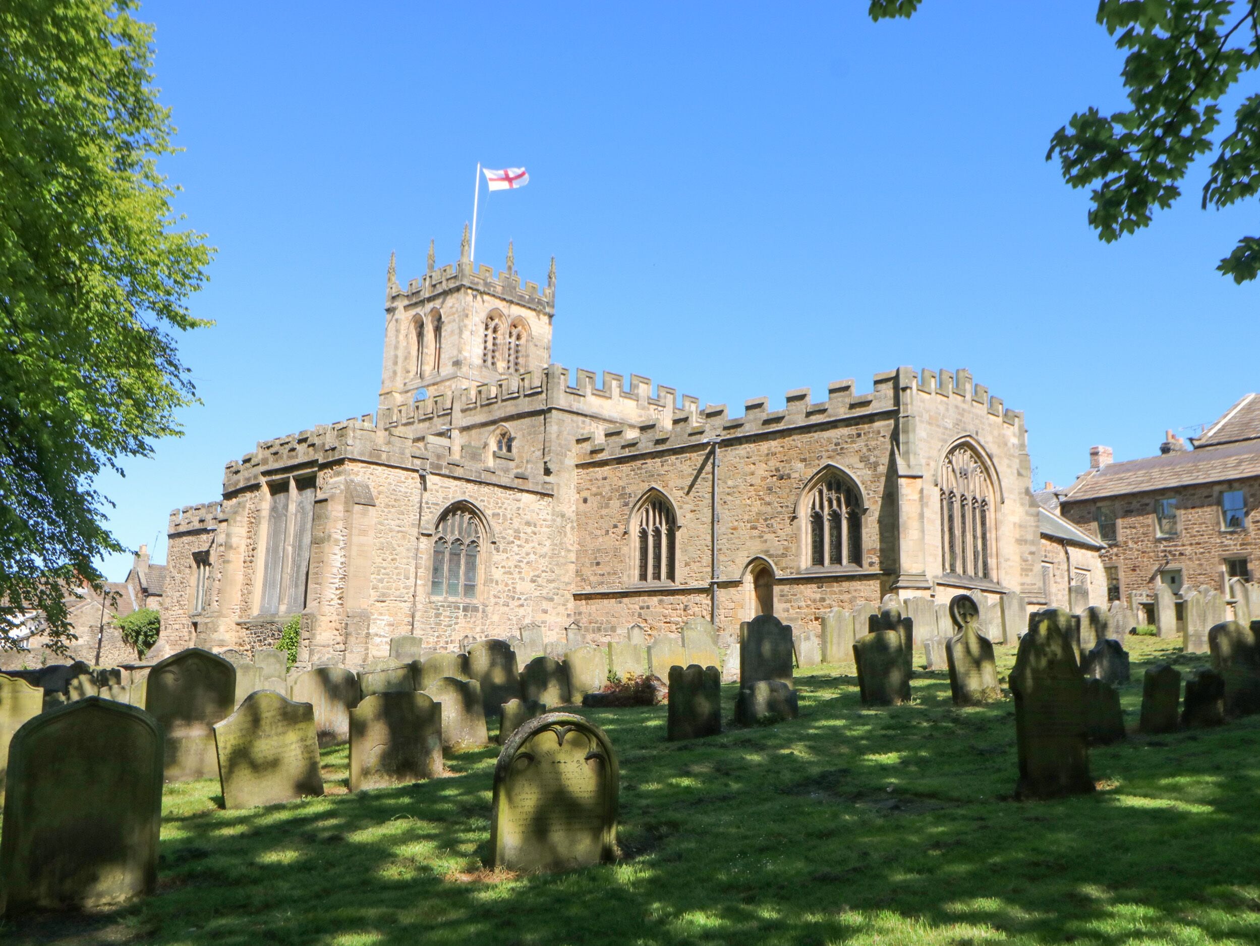 2 عدّة غرف نوم وبديكورات فريدة لكل غرفة وطراز فريد لكل وحدة