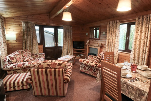Cottage | Living area | TV, DVD player