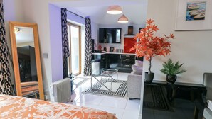 Cottage | 1 bedroom, free WiFi, individually decorated, individually furnished - Smithy Cottage (Cemaes Bay)