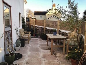 คอทเทจ | ระเบียง