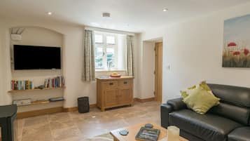 Cottage | Interior