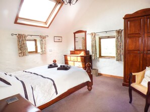 Cottage | 2 bedrooms, individually decorated, individually furnished, free WiFi - The Old Granary (Haverfordwest)