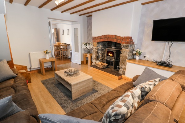 Cottage | Living room | TV, DVD player
