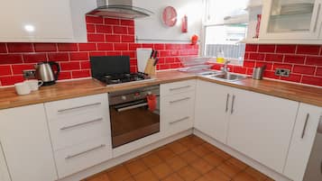 Casa de campo | Cozinha privada | Micro-ondas, cooktop, chaleira elétrica, torradeira