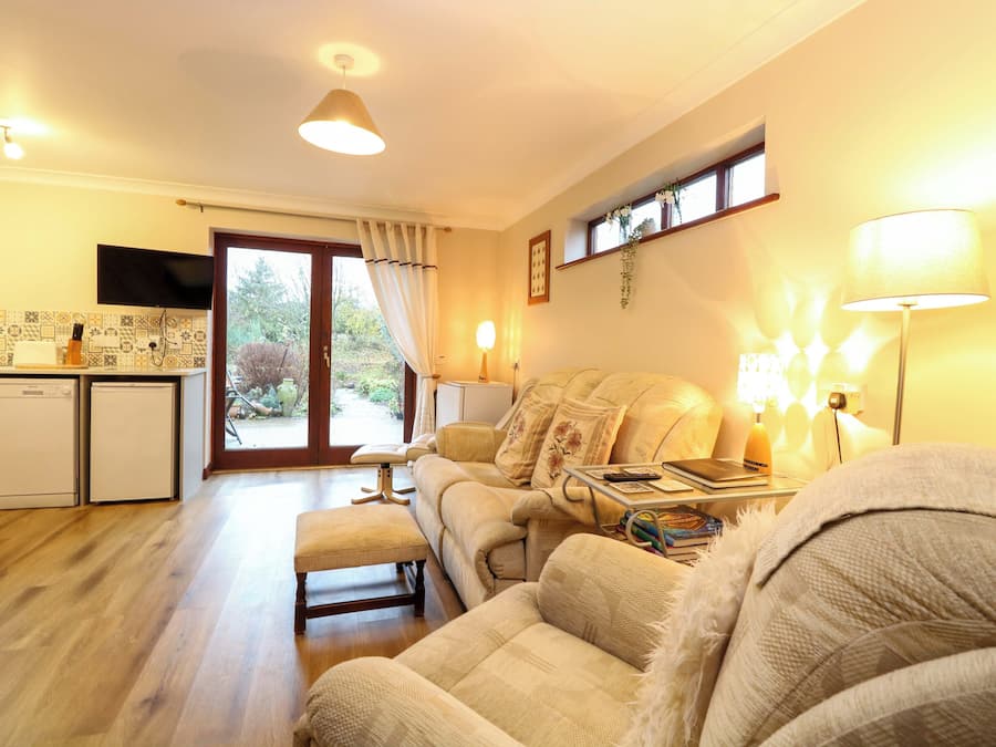 Småhus | Oppholdsområde | TV og DVD-spiller