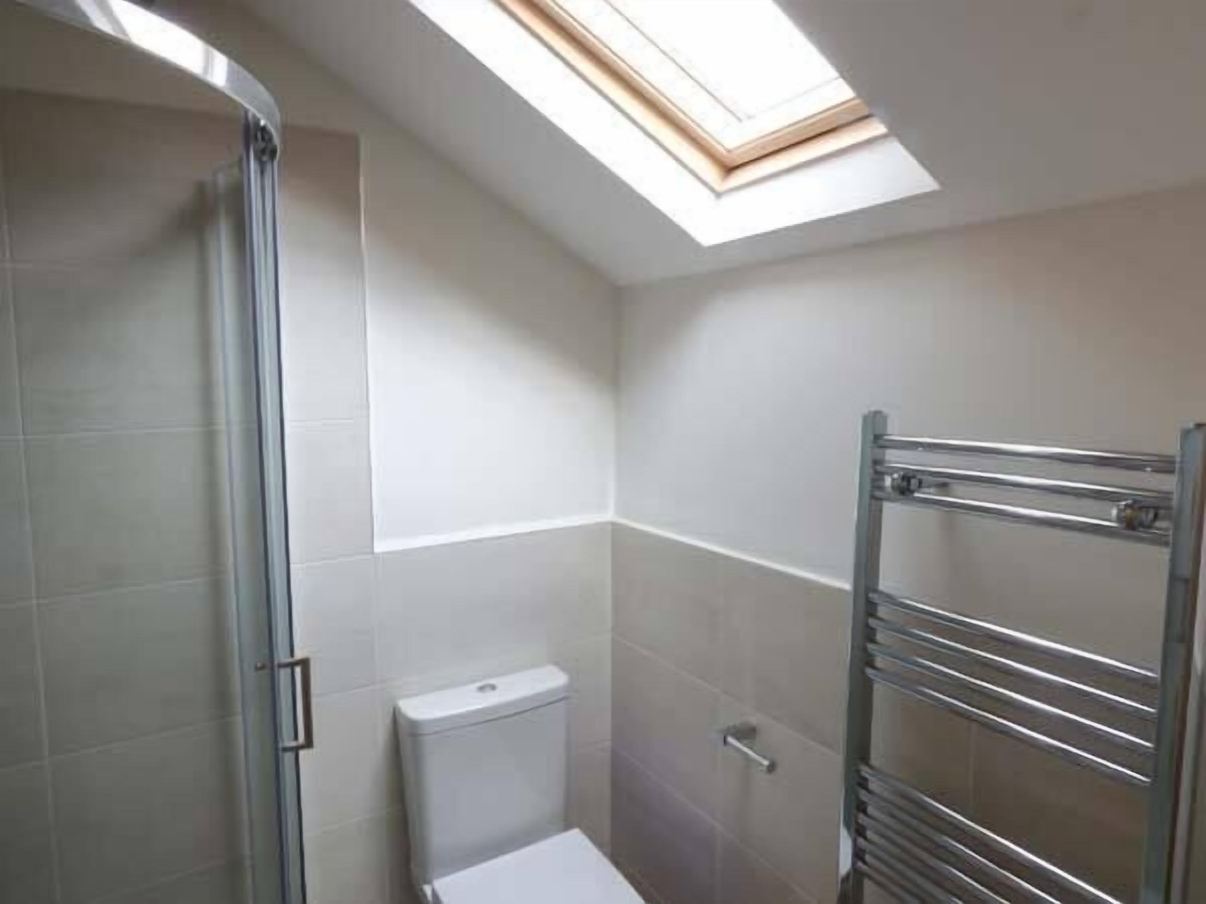 Cottage | Bathroom | Shower