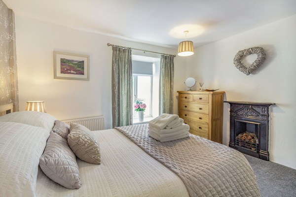 Cottage | Interior
