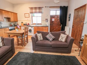 Cottage | Interior - The Old School Room (Morpeth)