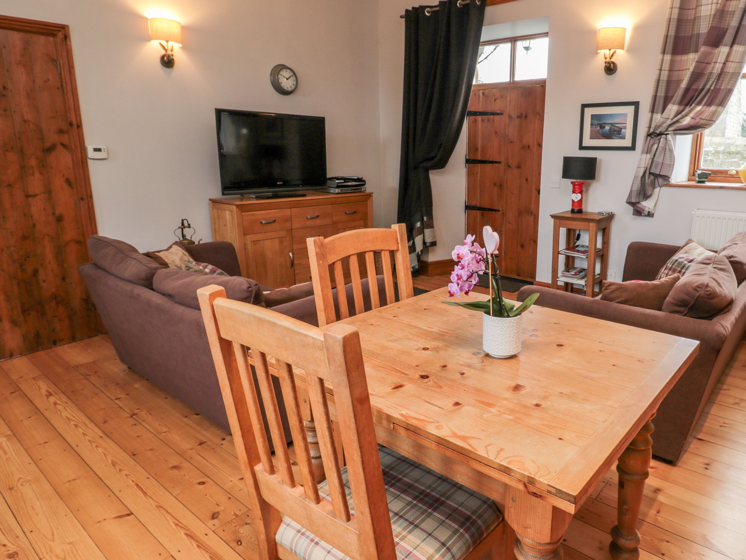 Cottage | Interior