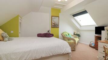 Cottage | 1 bedroom, individually decorated, individually furnished, free WiFi