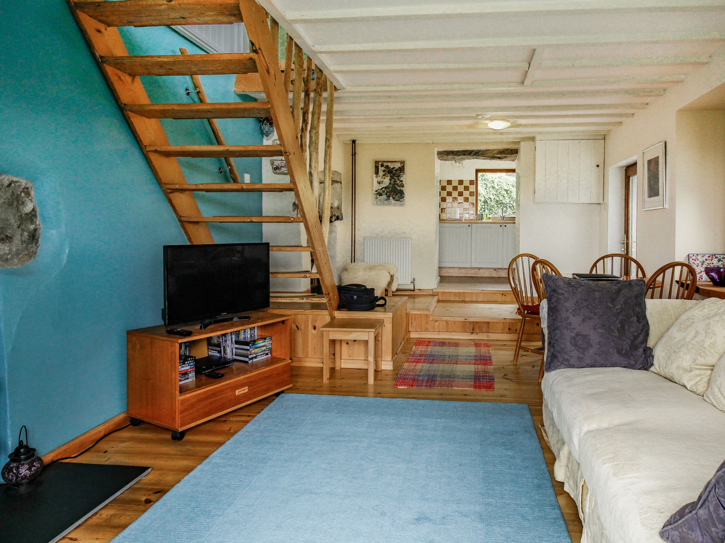 Cottage | Living room | TV, DVD player