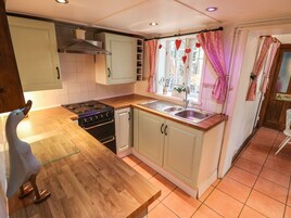 村舍 | 私人厨房 | 冰箱、微波炉、厨具/餐具