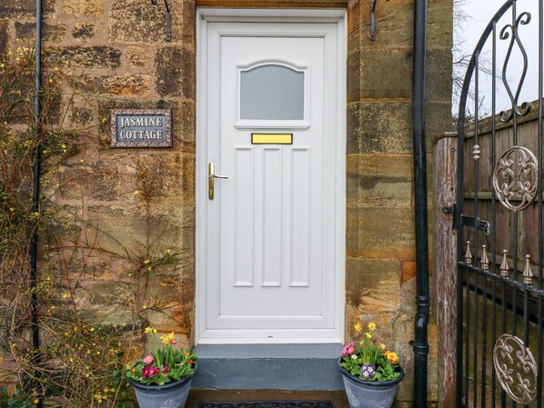 Exterior - Jasmine Cottage (Alnwick)
