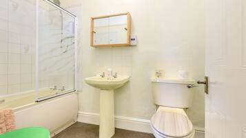 Cottage | Bathroom | Shower