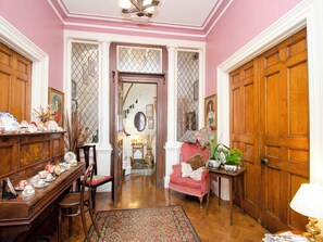 Cottage | Interior - Clooneavin Apartment 6 (Lynmouth)