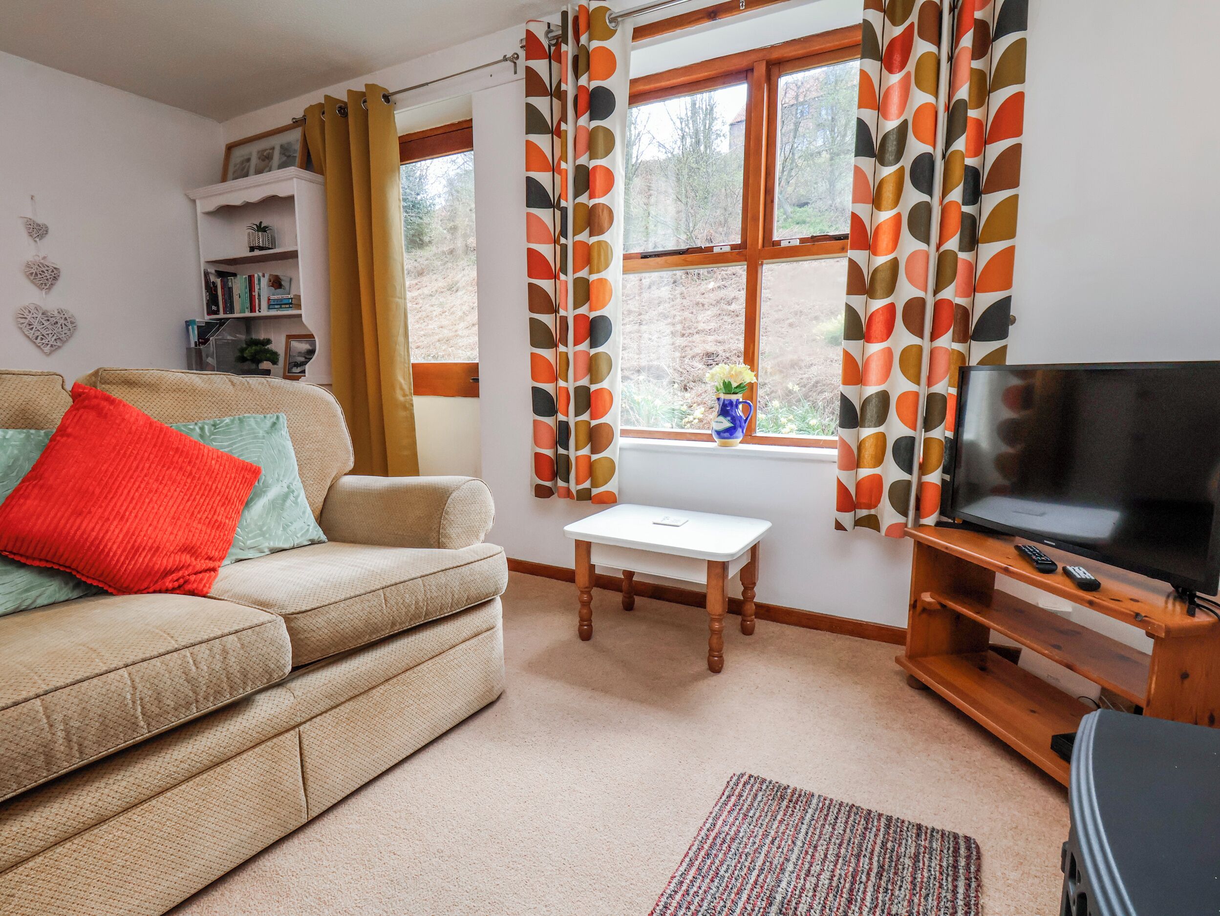 Cottage | Living area | TV, DVD player