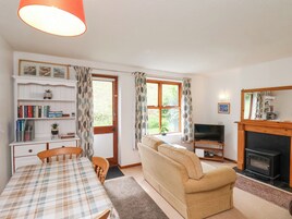 Cottage | Living area | TV, DVD player