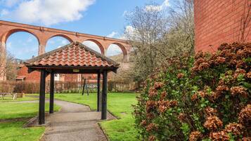 Cottage | Property grounds